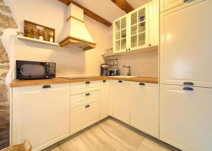One-bedroom With Terrace 公寓 *
