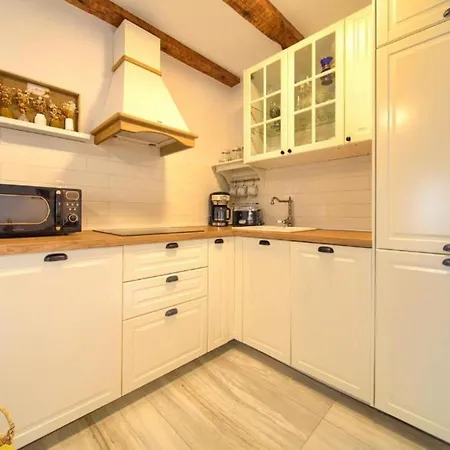 One-bedroom With Terrace 公寓 *