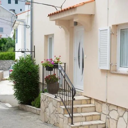 One-bedroom With Terrace 公寓
